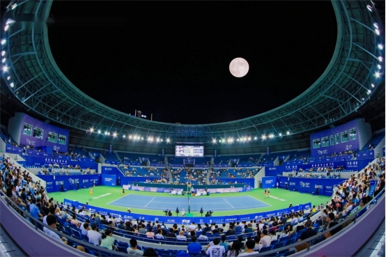 绩效条款的 绩效条款的